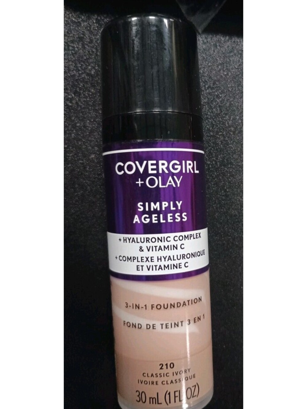 COVERGIRL Simply Ageless 3-in-1 Foundation - 210 Classic Ivory